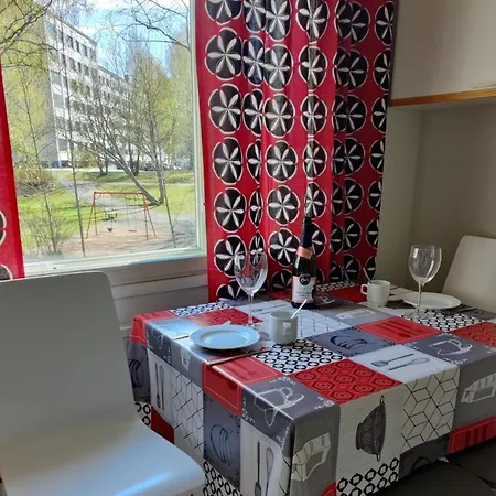 Appartement Idyllinen Yksioe Jaervinaekoealalla *